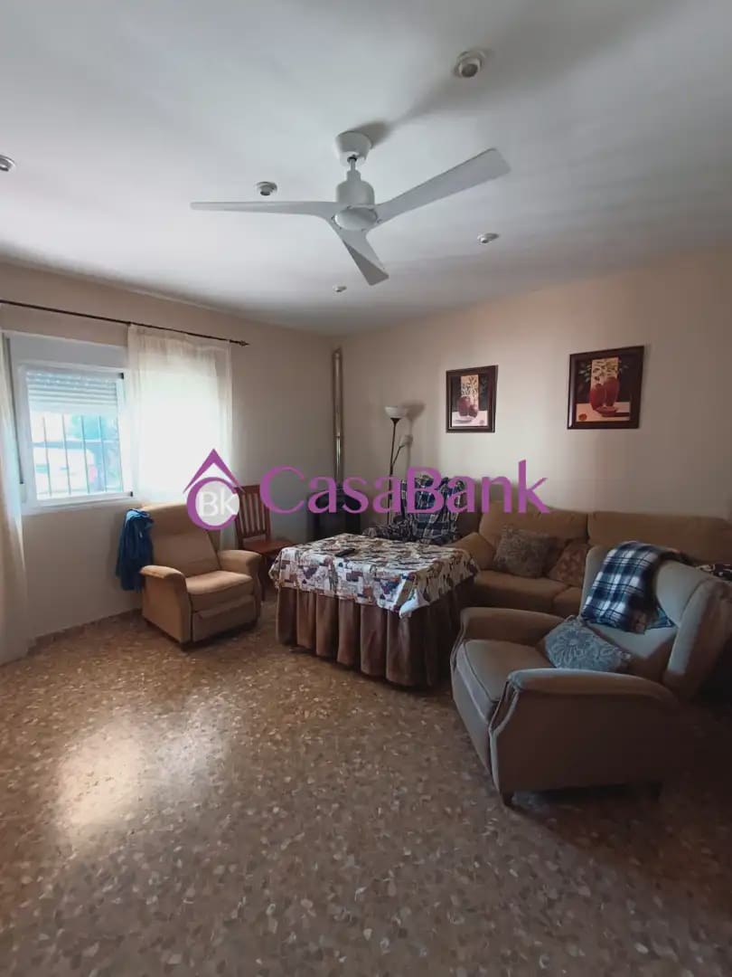 3 sypialnia Finka/Dom wiejski na sprzedaż w Miasto Kordoba z basenem garażem - 224 400 € (Ref: 9904810)