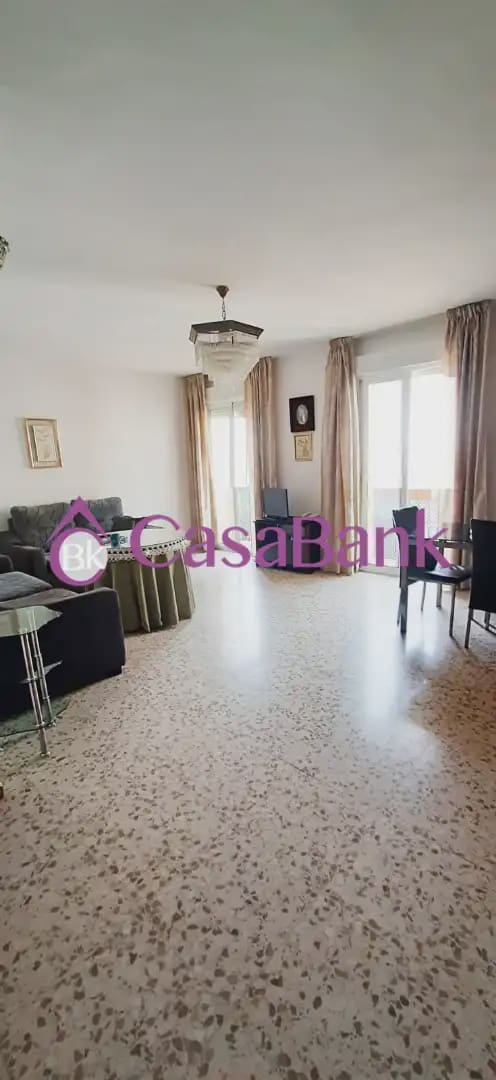 3 Zimmer Wohnung zu verkaufen in Cordoba Stadt - 168.500 € (Ref: 9904816)