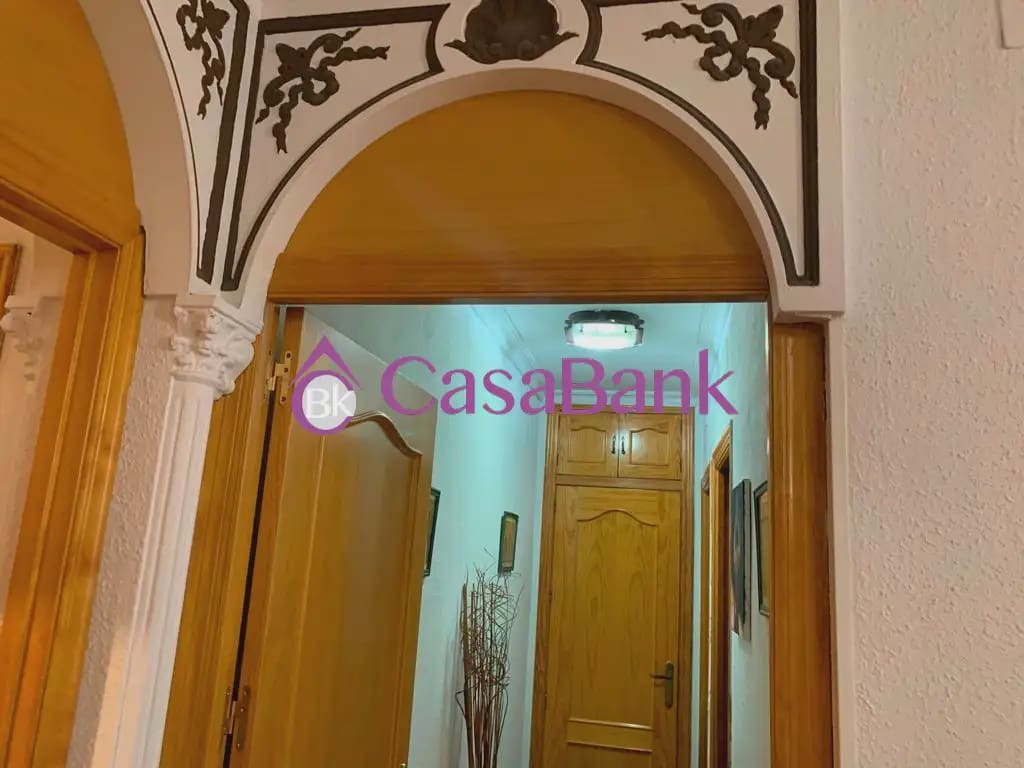 Bungalow de 3 habitaciones en Córdoba ciudad en venta - 133.500 € (Ref: 9904817)