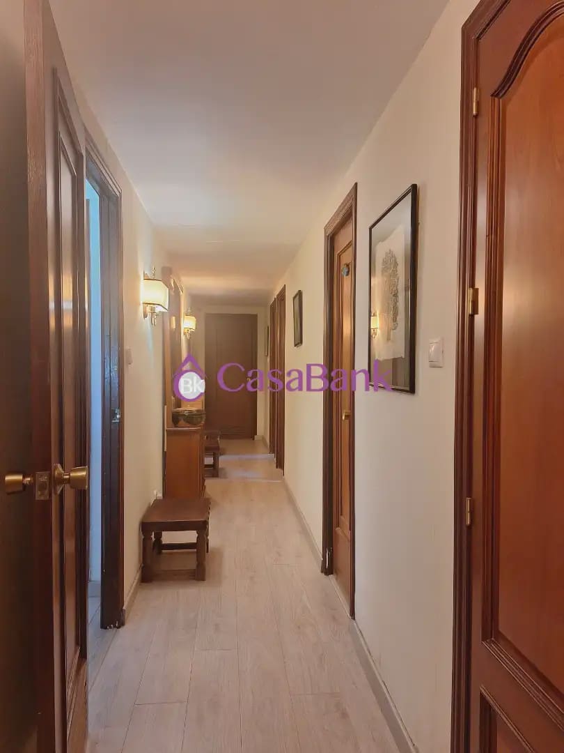 5 soverom Villa til salgs i Cordoba by med svømmebasseng garasje - € 450 000 (Ref: 9904818)