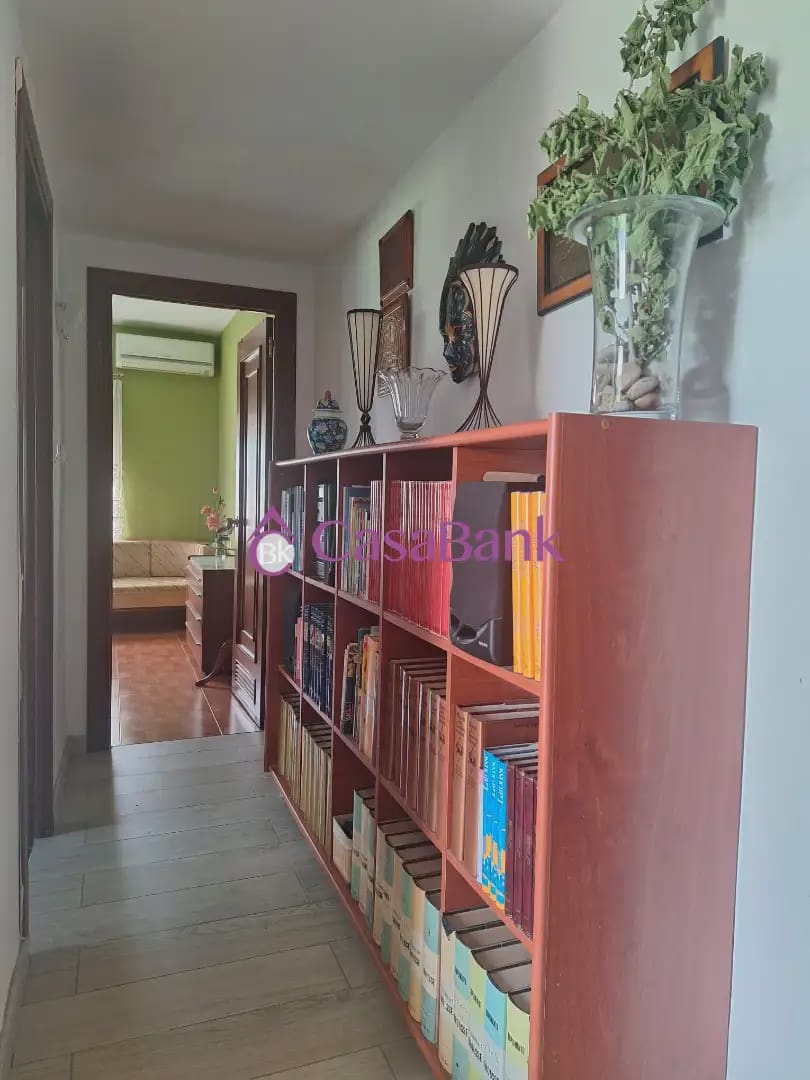 5 soverom Villa til salgs i Cordoba by med svømmebasseng garasje - € 450 000 (Ref: 9904818)