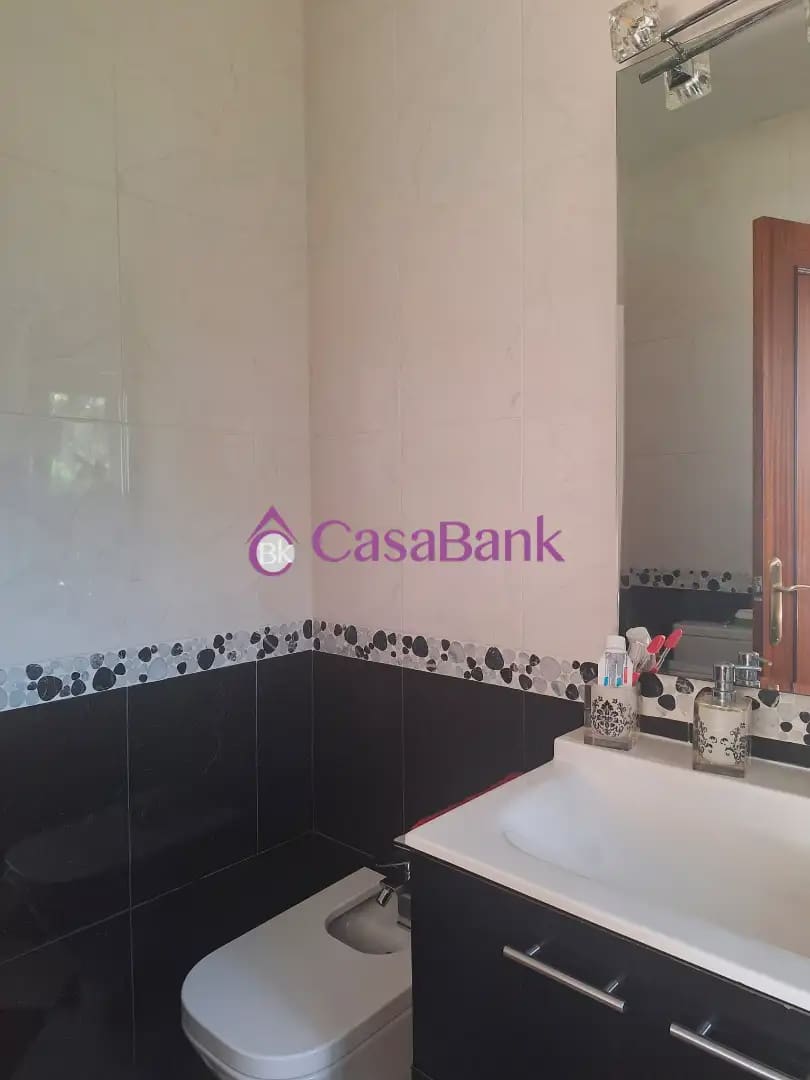 5 soverom Villa til salgs i Cordoba by med svømmebasseng garasje - € 450 000 (Ref: 9904818)