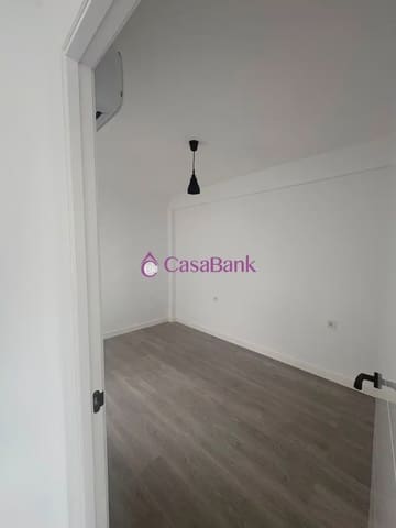 3 bedroom Flat for sale in Ollerías, Córdoba city - € 187,000 (Ref: 9904820)