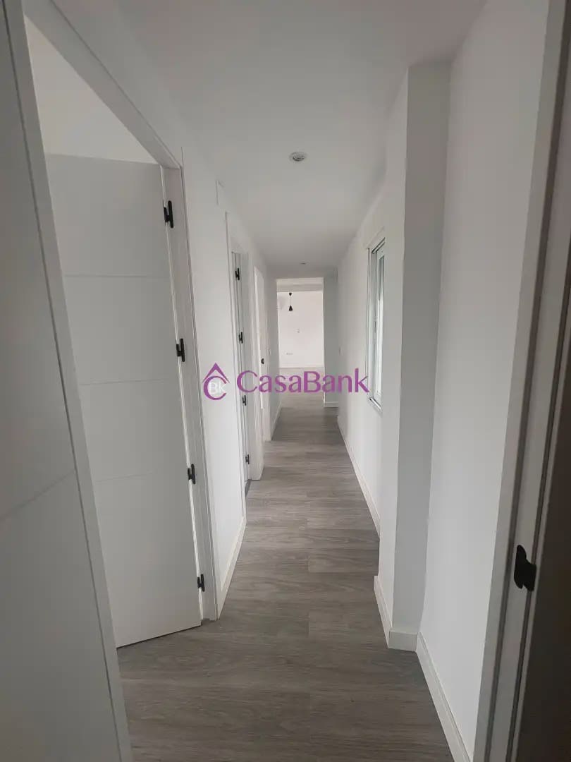 3 slaapkamer Flat te koop in Cordoba stad - € 187.000 (Ref: 9904820)