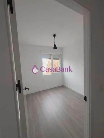 3 bedroom Flat for sale in Ollerías, Córdoba city - € 187,000 (Ref: 9904820)