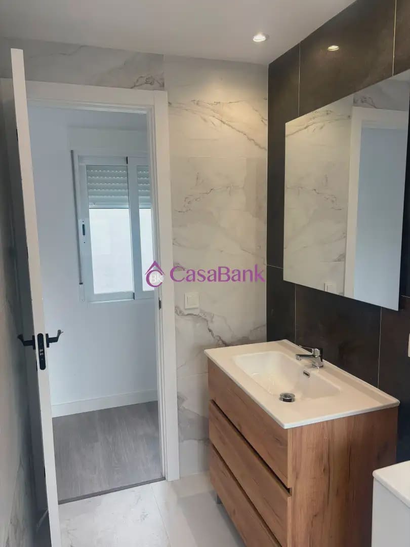 3 slaapkamer Flat te koop in Cordoba stad - € 187.000 (Ref: 9904820)