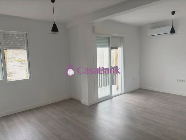 3 bedroom Flat for sale in Ollerías, Córdoba city - € 187,000 (Ref: 9904820)