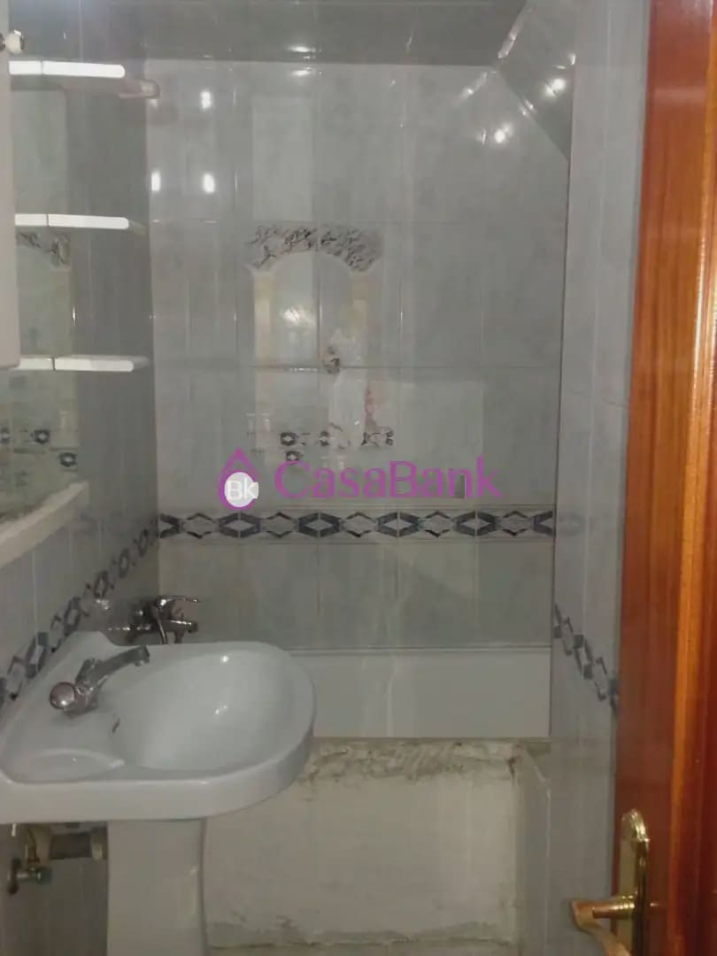 5 sypialnia Willa na sprzedaż w Miasto Kordoba z garażem - 245 000 € (Ref: 9904822)