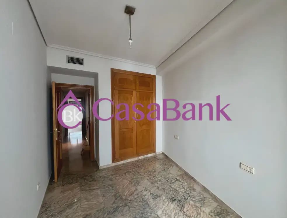 3 soverom Leilighet til salgs i Cordoba by - € 247 000 (Ref: 9904823)