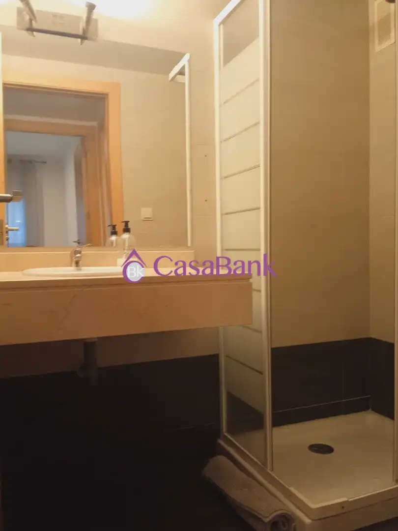 2 soverom Leilighet til salgs i Cordoba by med svømmebasseng garasje - € 249 900 (Ref: 9904828)