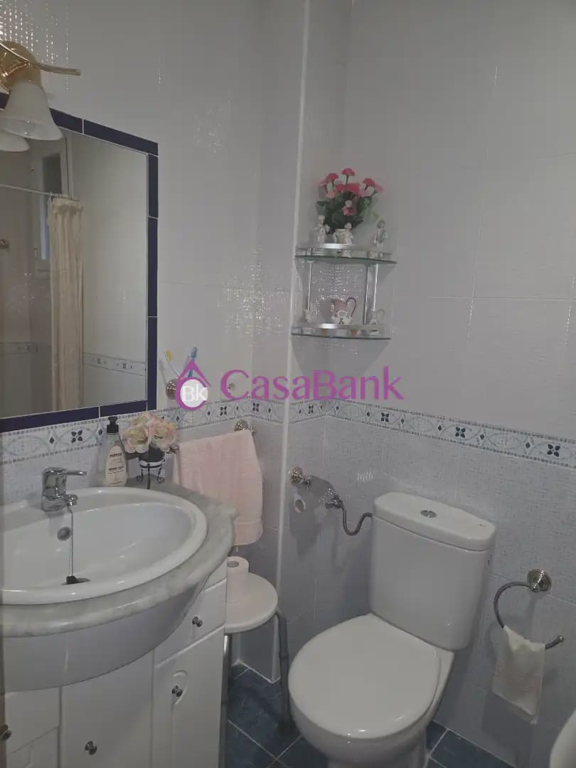 3 slaapkamer Flat te koop in Cordoba stad - € 150.000 (Ref: 9904829)