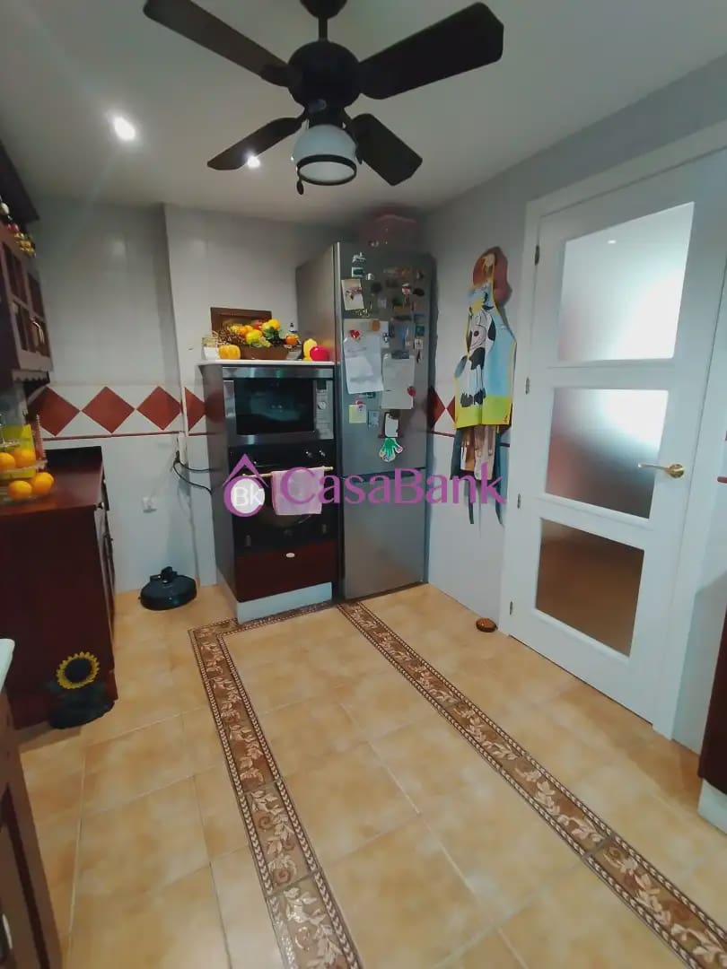 3 soverom Leilighet til salgs i Cordoba by - € 220 000 (Ref: 9904833)