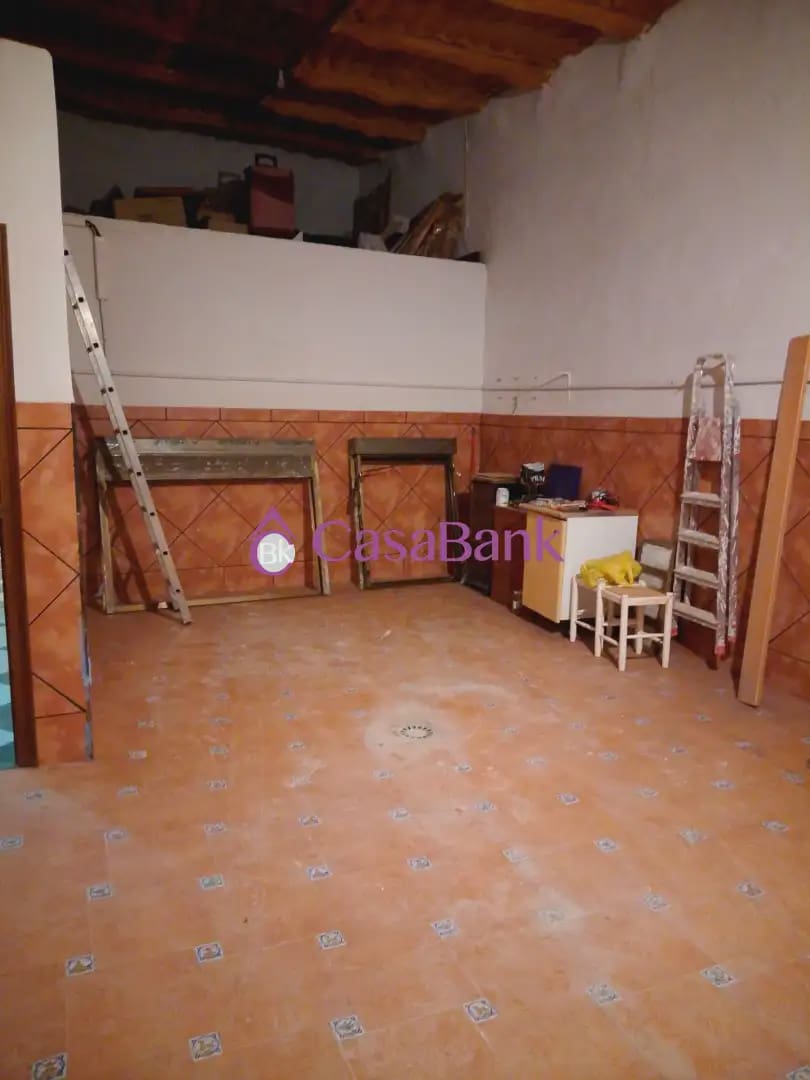 4 sypialnia Dom na sprzedaż w Miasto Kordoba z garażem - 295 800 € (Ref: 9904835)