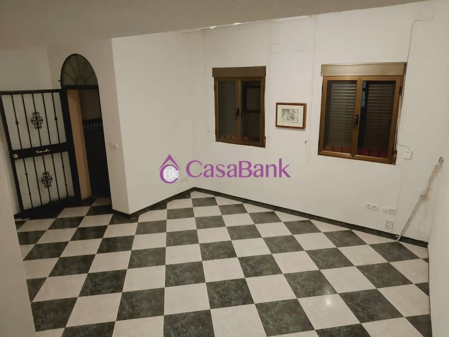 4 sypialnia Dom na sprzedaż w Miasto Kordoba z garażem - 295 800 € (Ref: 9904835)