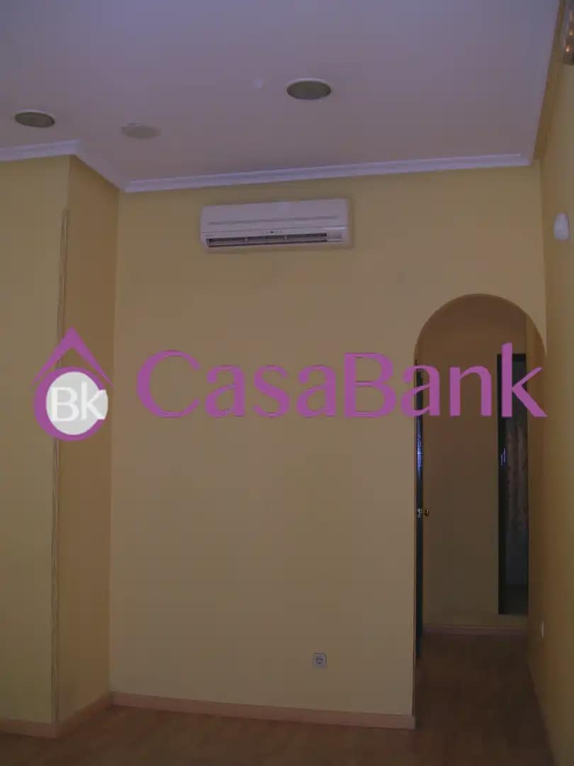Local Comercial en Córdoba ciudad en venta - 185.000 € (Ref: 9904838)