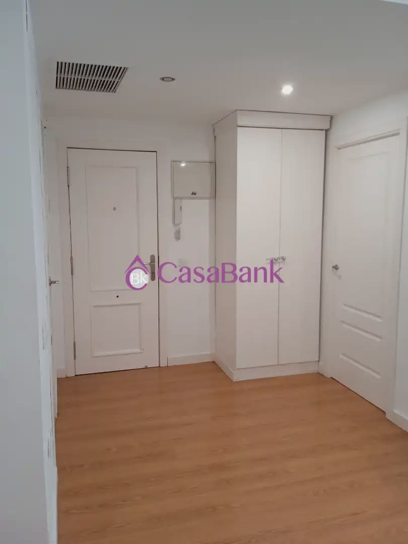 2 sypialnia Mieszkanie do wynajęcia w Miasto Kordoba - 950 € (Ref: 9904840)