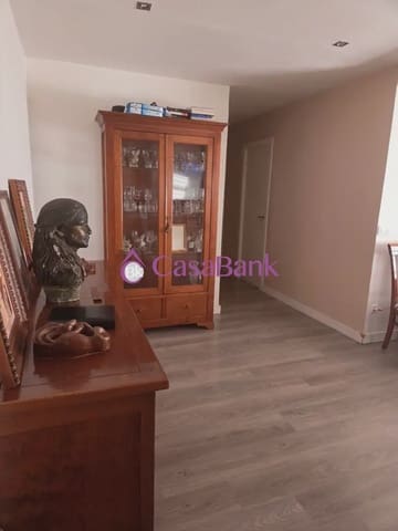 3 bedroom Flat for sale in Polígono de la Fuensanta, Córdoba city - € 183,500 (Ref: 9904841)