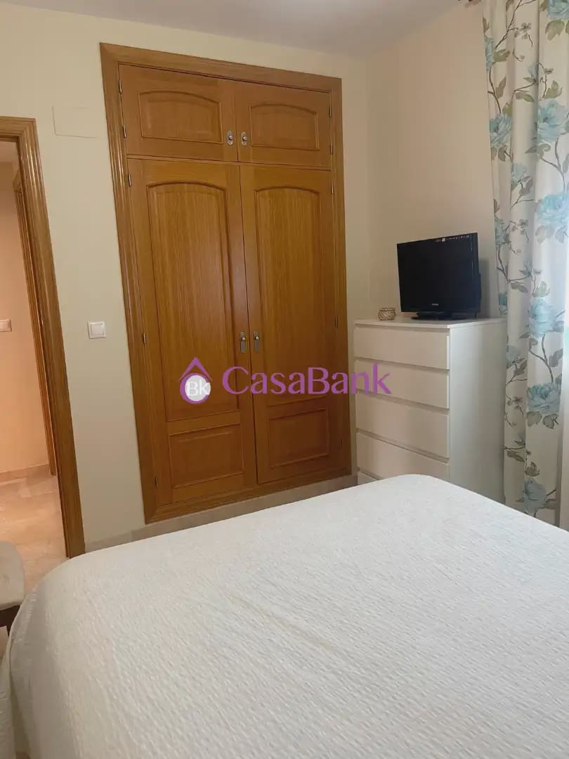 4 sypialnia Dom na sprzedaż w Miasto Kordoba z basenem garażem - 410 000 € (Ref: 9904842)