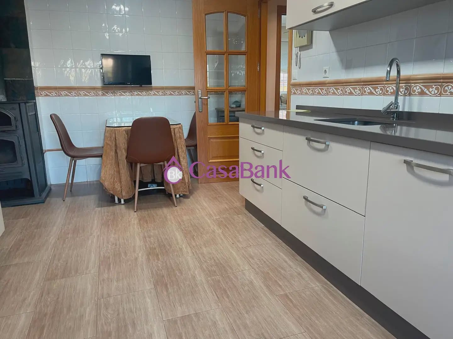 4 sypialnia Dom na sprzedaż w Miasto Kordoba z basenem garażem - 410 000 € (Ref: 9904842)