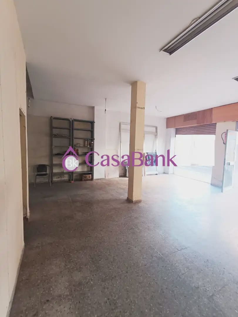 Kommersiell att hyra i Cordoba stad - 450 € (Ref: 9904843)