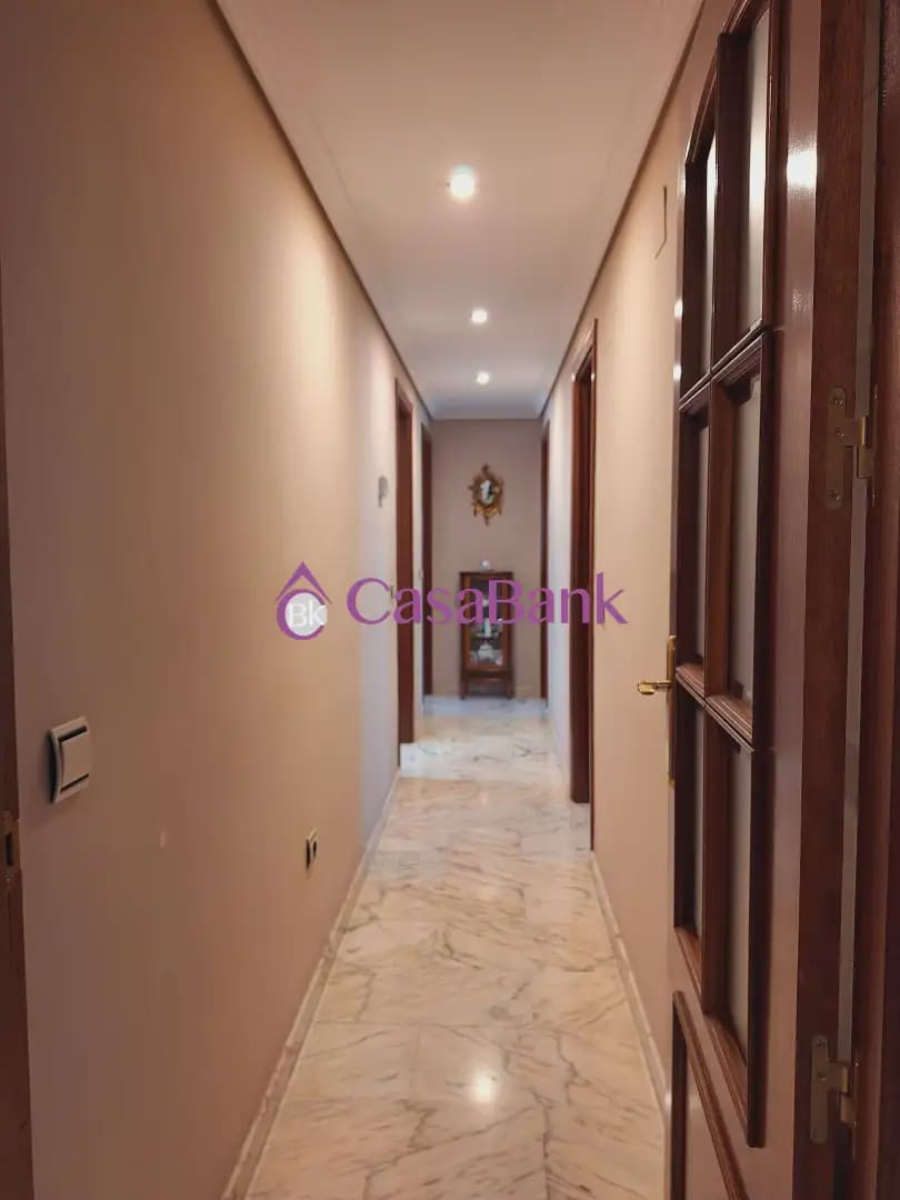3 slaapkamer Flat te koop in Cordoba stad met garage - € 368.380 (Ref: 9904846)