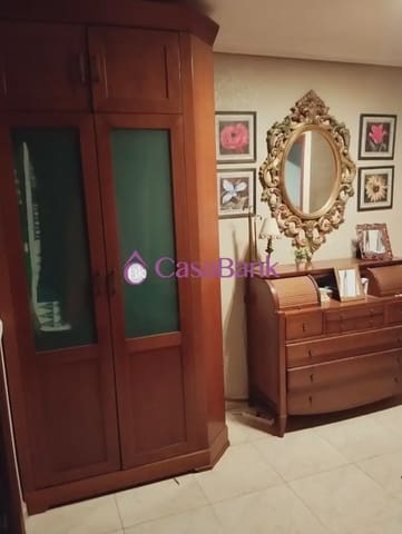 3 Zimmer Wohnung zu verkaufen in Valdeolleros, Córdoba Stadt - 179.000 € (Ref: 9904847)