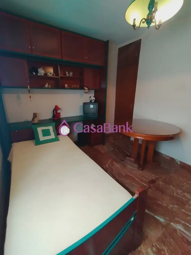 Piso de 4 habitaciones en Córdoba ciudad en venta - 290.000 € (Ref: 9904849)