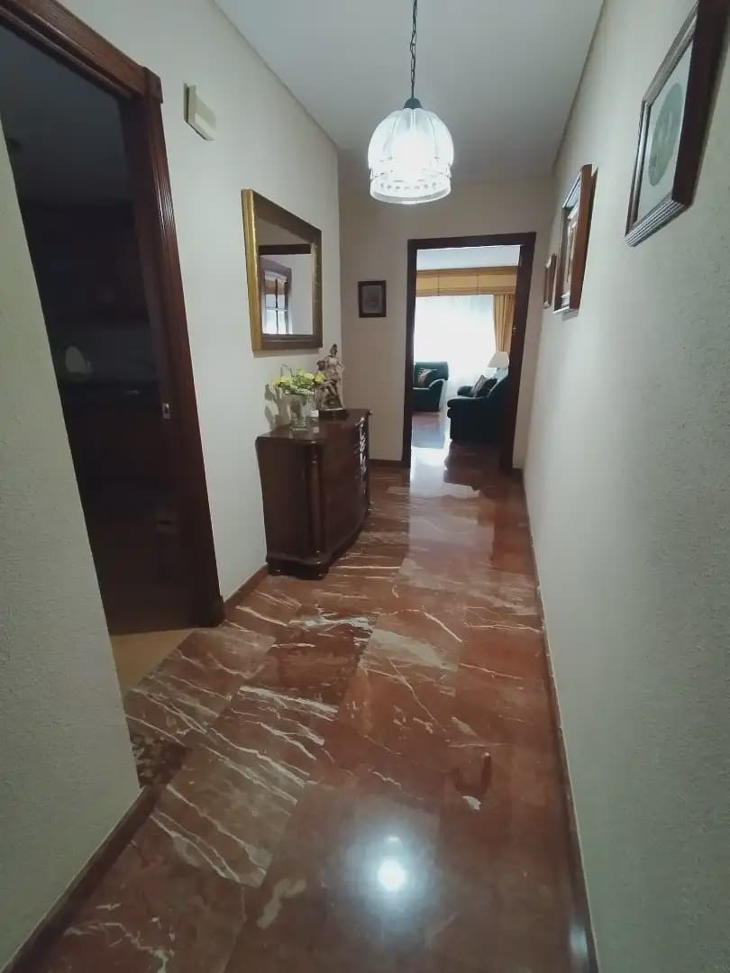 Piso de 4 habitaciones en Córdoba ciudad en venta - 290.000 € (Ref: 9904849)