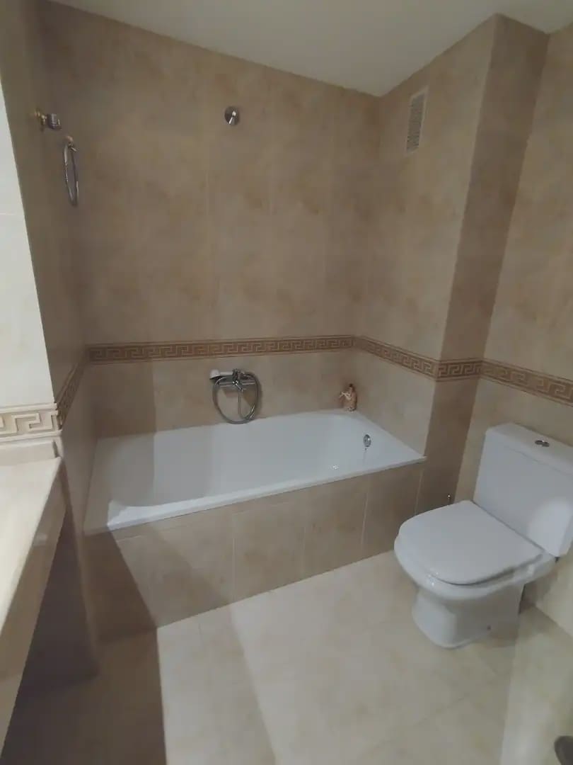 Piso de 4 habitaciones en Córdoba ciudad en venta - 290.000 € (Ref: 9904849)