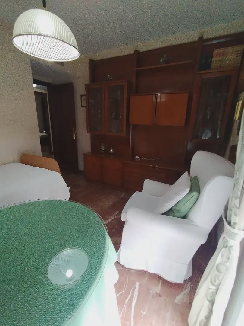 Piso de 4 habitaciones en Córdoba ciudad en venta - 290.000 € (Ref: 9904849)