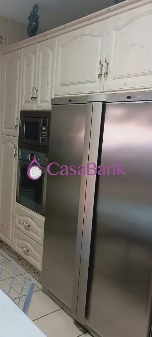 4 sypialnia Dom na sprzedaż w Miasto Kordoba z basenem garażem - 395 000 € (Ref: 9904852)