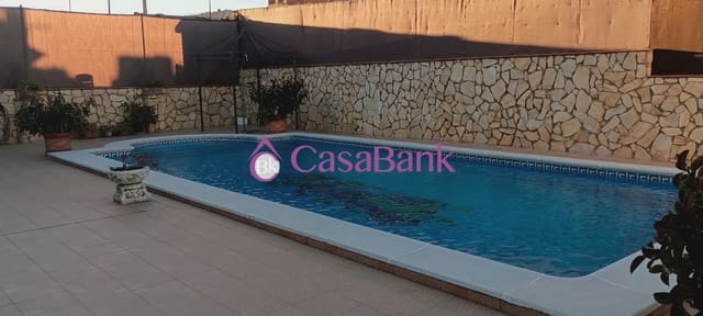 4 sypialnia Dom na sprzedaż w Alcolea, Miasto Kordoba z basenem garażem - 395 000 € (Ref: 9904852)