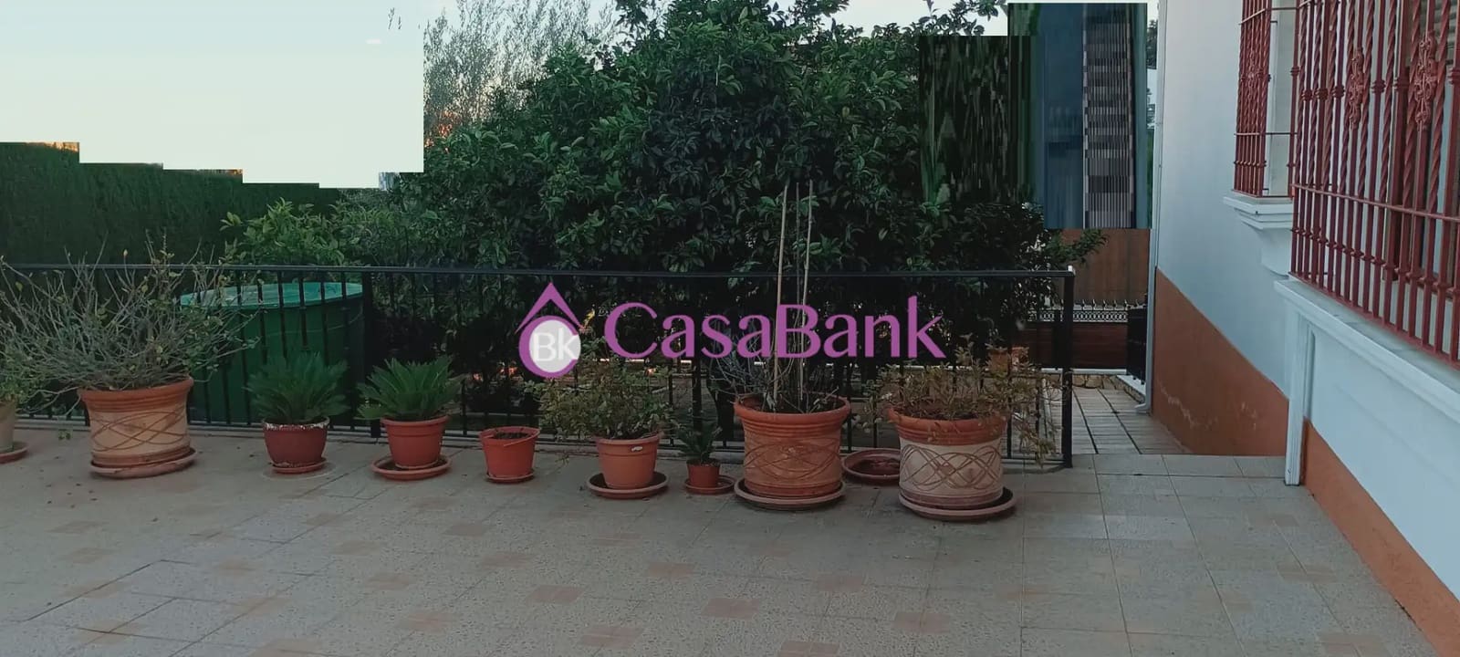 4 sypialnia Dom na sprzedaż w Miasto Kordoba z basenem garażem - 395 000 € (Ref: 9904852)