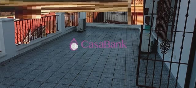4 sypialnia Dom na sprzedaż w Alcolea, Miasto Kordoba z basenem garażem - 395 000 € (Ref: 9904852)