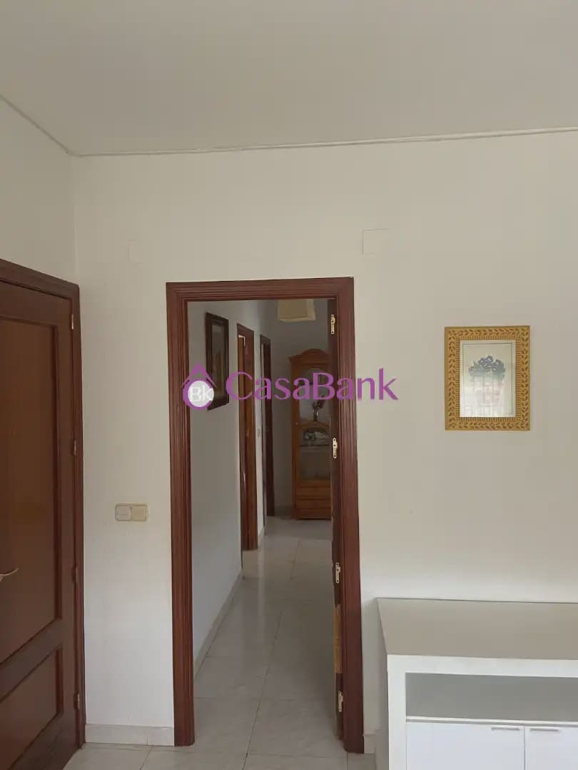 Chalet de 8 habitaciones en Córdoba ciudad en venta con piscina garaje - 320.000 € (Ref: 9904854)