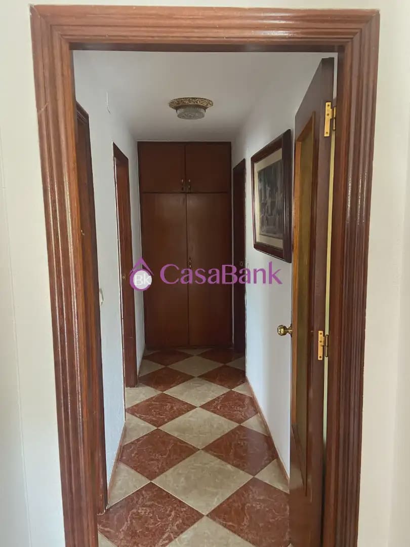 Chalet de 8 habitaciones en Córdoba ciudad en venta con piscina garaje - 320.000 € (Ref: 9904854)
