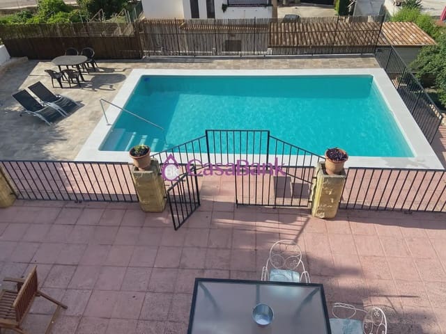 8 soverom Villa til salgs i Alcolea, Córdoba by med svømmebasseng garasje - € 320 000 (Ref: 9904854)
