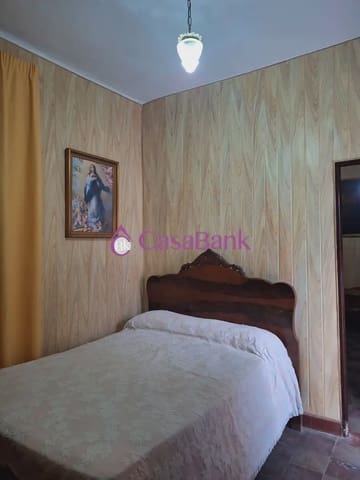 7 sypialnia Dom na sprzedaż w La Magdalena, Miasto Kordoba z garażem - 285 000 € (Ref: 9904855)
