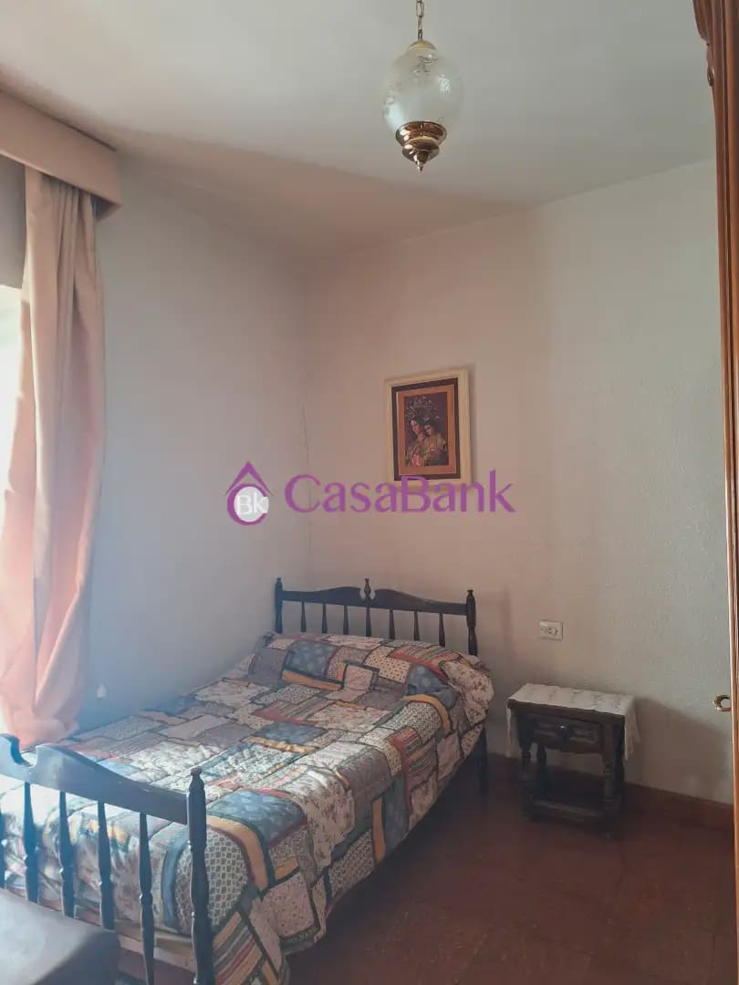 7 sypialnia Dom na sprzedaż w Miasto Kordoba z garażem - 285 000 € (Ref: 9904855)