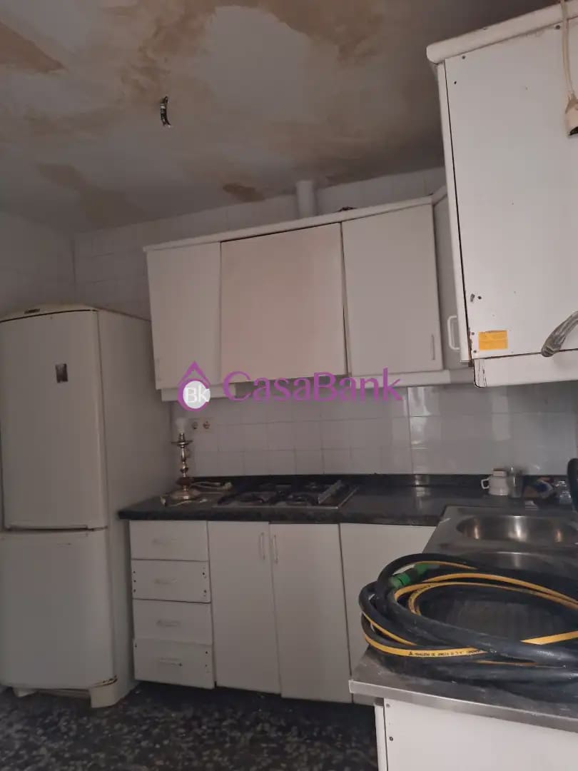 7 sypialnia Dom na sprzedaż w Miasto Kordoba z garażem - 285 000 € (Ref: 9904855)