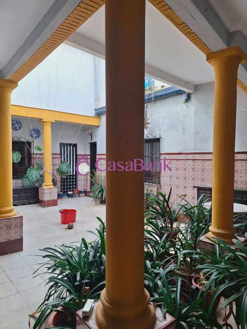 7 sypialnia Dom na sprzedaż w Miasto Kordoba z garażem - 285 000 € (Ref: 9904855)