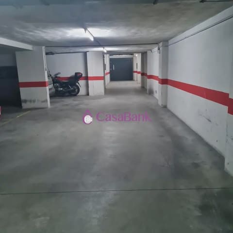 Garagem para venda em Ciudad Jardín, Córdova cidade - 22 000 € (Ref: 9904857)