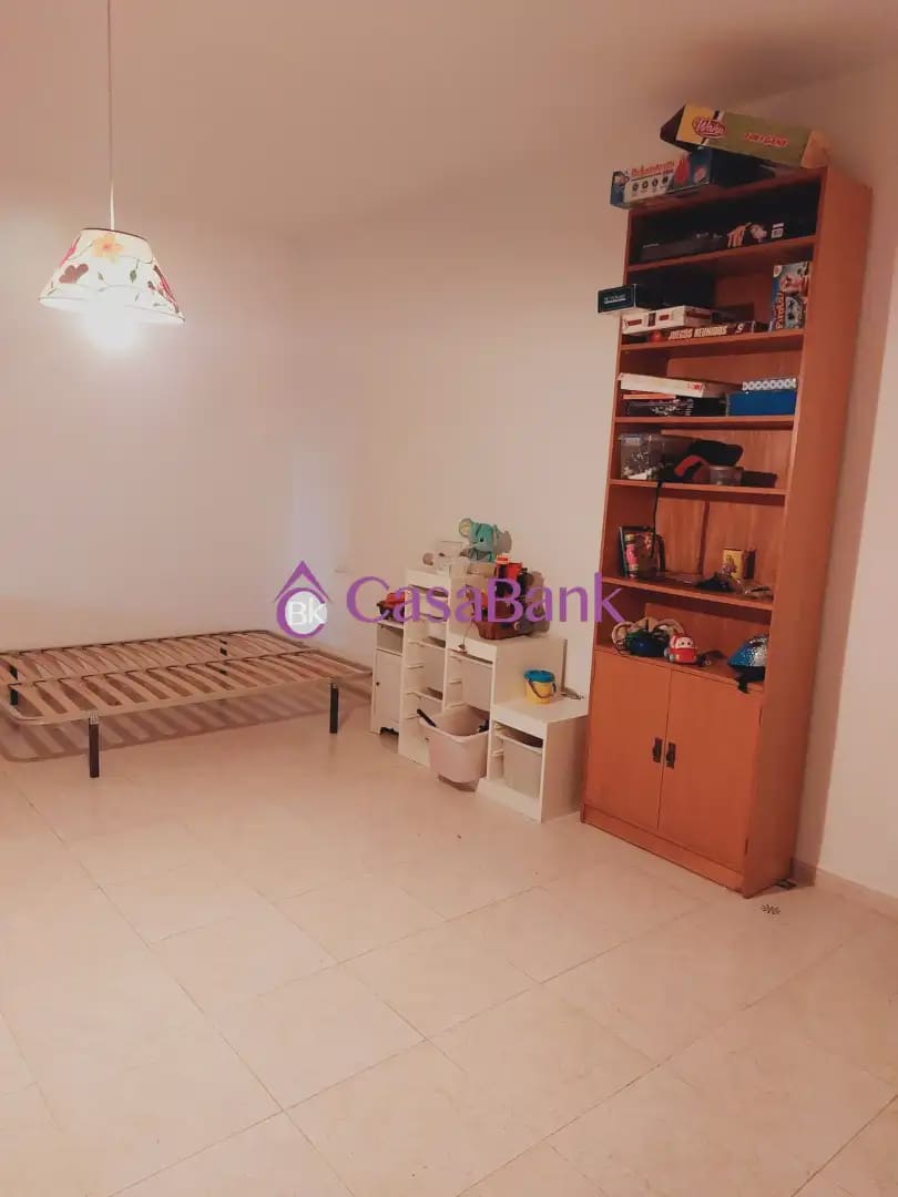 4 sypialnia Willa na sprzedaż w Miasto Kordoba z basenem garażem - 200 000 € (Ref: 9904858)