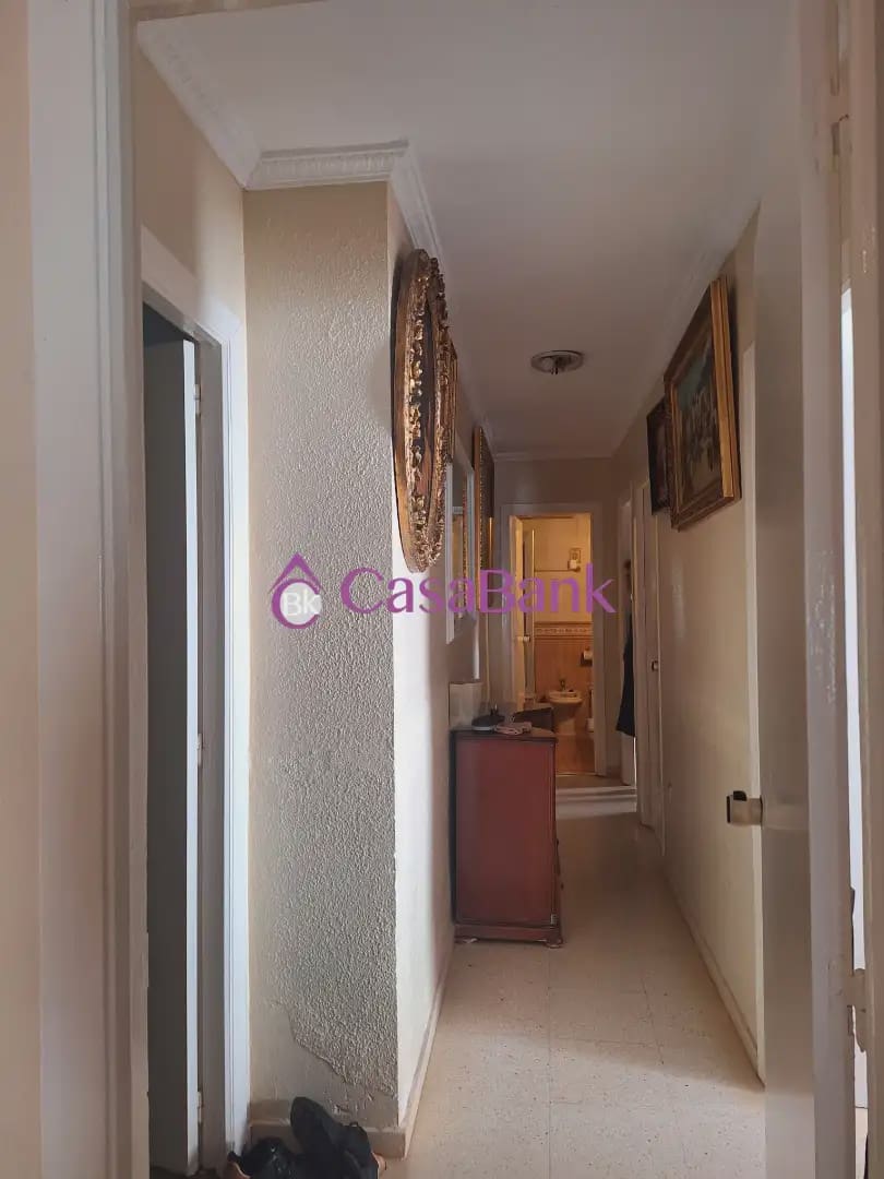 4 soverom Leilighet til salgs i Cordoba by med garasje - € 234 600 (Ref: 9904859)