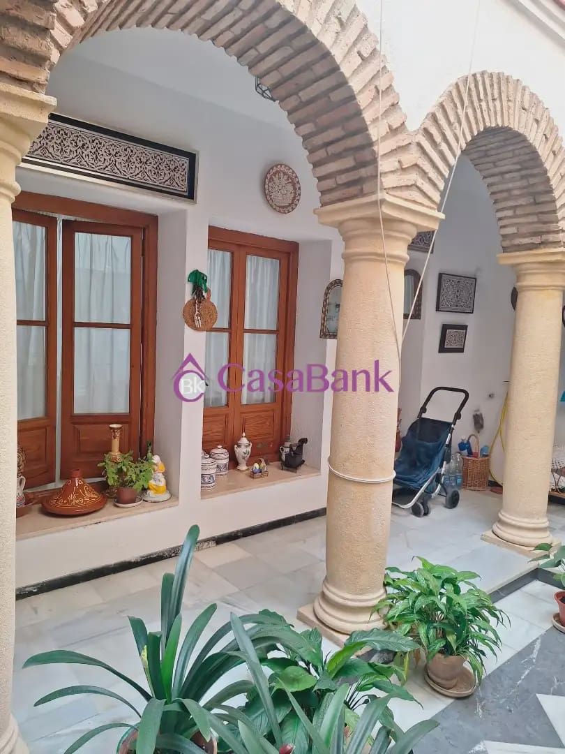 9 sypialnia Dom na sprzedaż w Miasto Kordoba - 550 000 € (Ref: 9904860)