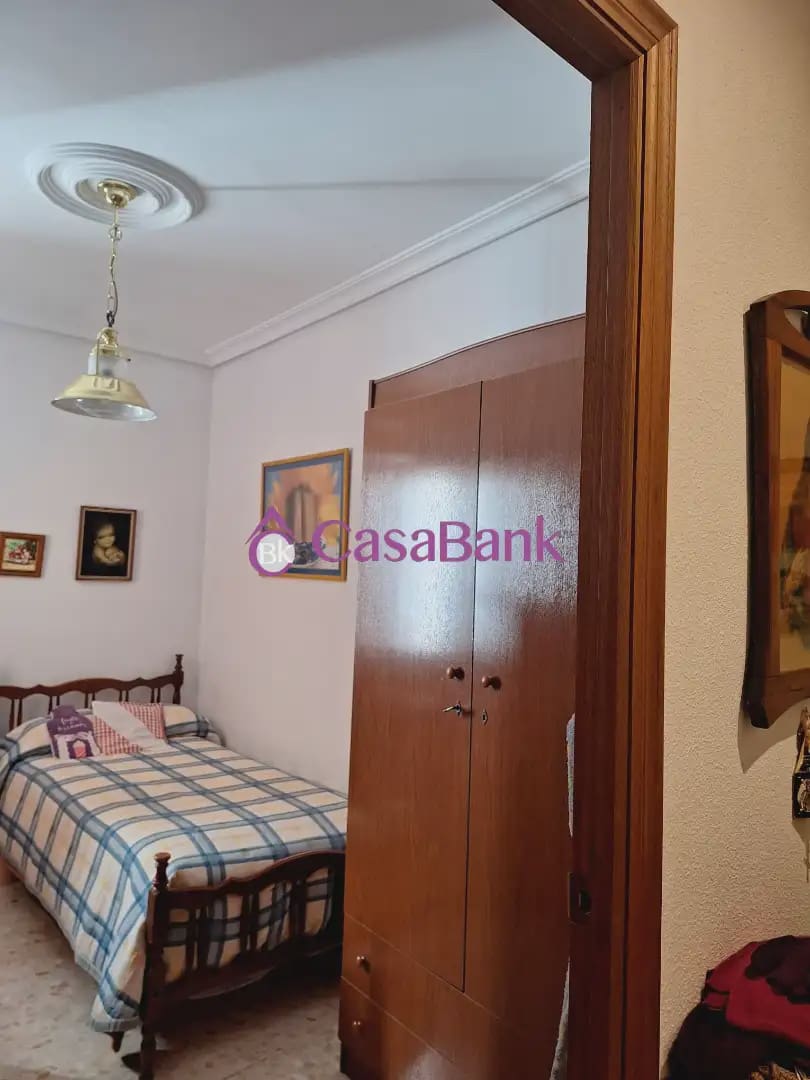 9 sypialnia Dom na sprzedaż w Miasto Kordoba - 550 000 € (Ref: 9904860)