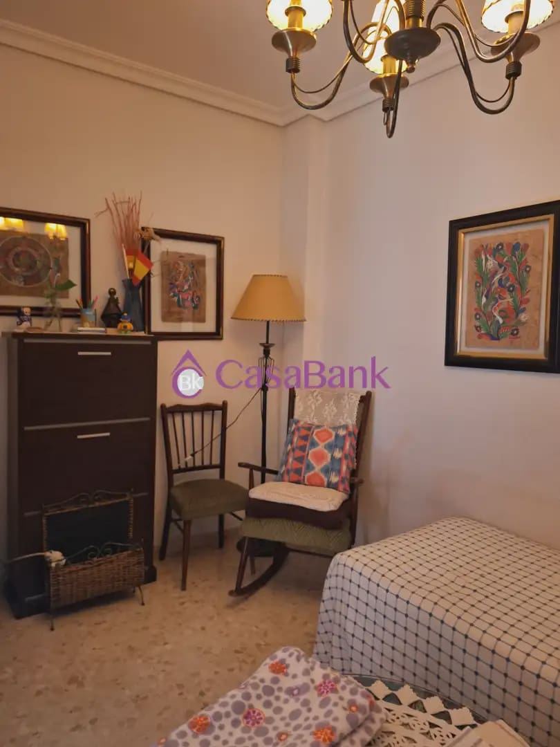 9 sypialnia Dom na sprzedaż w Miasto Kordoba - 550 000 € (Ref: 9904860)
