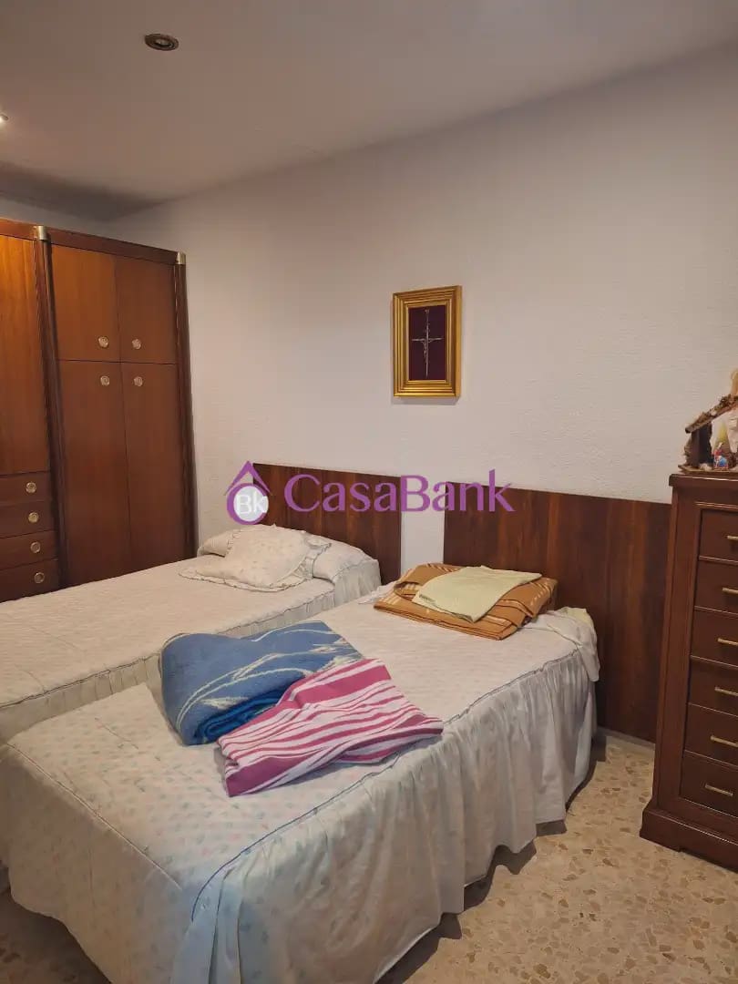 9 sypialnia Dom na sprzedaż w Miasto Kordoba - 550 000 € (Ref: 9904860)