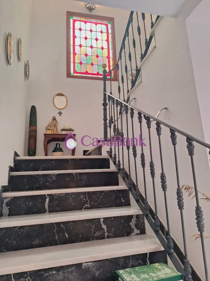9 sypialnia Dom na sprzedaż w Miasto Kordoba - 550 000 € (Ref: 9904860)