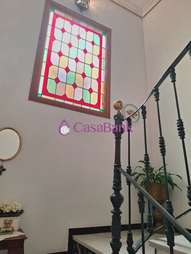 9 sypialnia Dom na sprzedaż w Miasto Kordoba - 550 000 € (Ref: 9904860)
